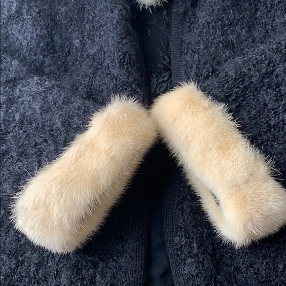 Vintage wool and platinum mink sweater - Picture 3 of 8